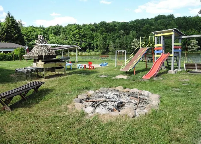 Near Lagoon Casa de Férias Estetino